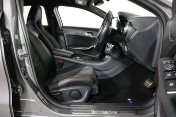 MERCEDES-BENZ 180 2.1 GLA220 CDI AMG Line SUV 5dr Diesel 7G-DCT 4MATIC Euro 6 (s/s