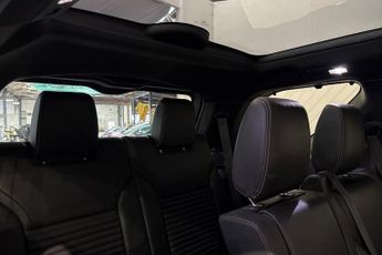 LAND ROVER DISCOVERY 3.0 D300 MHEV Dynamic HSE SUV 5dr Diesel Auto 4WD Euro 6 (s/s) (