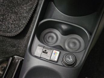 FIAT 500 1.4 Lounge Hatchback 3dr Petrol Auto Euro 4 (100 bhp)