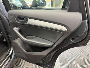 AUDI Q5 2.0 TDI S line Plus SUV 5dr Diesel S Tronic quattro Euro 5 (s/s)