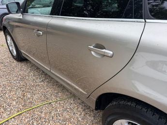 VOLVO XC60 2.4 D5 SE Lux Nav SUV 5dr Diesel Auto AWD Euro 6 (s/s) (220 ps)