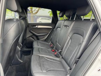 AUDI Q5 2.0 TDI S line Plus SUV 5dr Diesel S Tronic quattro Euro 6 (s/s)