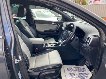 KIA SPORTAGE 1.6 CRDi MHEV GT-Line SUV 5dr Diesel Hybrid DCT Euro 6 (s/s) (13