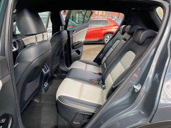 KIA SPORTAGE 1.6 CRDi MHEV GT-Line SUV 5dr Diesel Hybrid DCT Euro 6 (s/s) (13