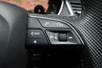 AUDI Q5 2.0 TFSI 45 Black Edition SUV 5dr Petrol S Tronic quattro Euro 6