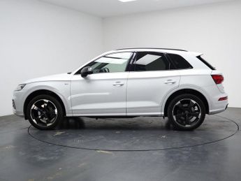 AUDI Q5 2.0 TFSI 45 Black Edition SUV 5dr Petrol S Tronic quattro Euro 6
