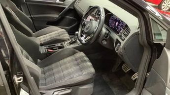 VOLKSWAGEN GOLF 2.0 TDI GTD Hatchback 5dr Diesel DSG Euro 6 (s/s) (184 ps)