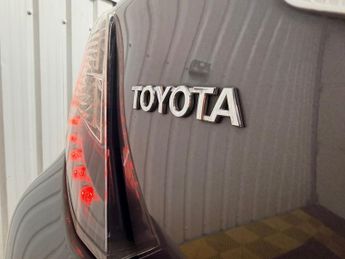 TOYOTA YARIS 1.5 VVT-h Icon Plus Hatchback 5dr Petrol Hybrid CVT Euro 5 (101 