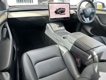 TESLA MODEL Y (Dual Motor) Long Range SUV 5dr Electric Auto 4WDE (384 bhp)