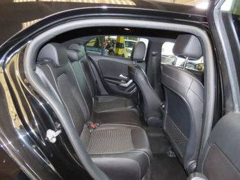 MERCEDES-BENZ A-CLASS 1.5 A180d Sport (Executive) Hatchback 5dr Diesel 7G-DCT Euro 6 (