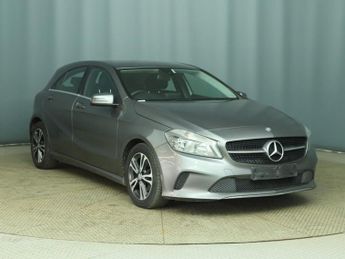 Mercedes A Class 1.5 A180d SE Hatchback 5dr Diesel Manual Euro 6 (s/s) (109 ps)