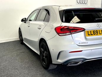 MERCEDES-BENZ A-CLASS 2.0 A200d AMG Line (Executive) Hatchback 5dr Diesel 8G-DCT Euro 