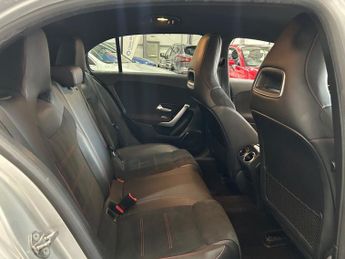 MERCEDES-BENZ A-CLASS 2.0 A200d AMG Line (Executive) Hatchback 5dr Diesel 8G-DCT Euro 