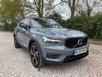 VOLVO XC40 2.0 D4 R-Design Pro SUV 5dr Diesel Auto AWD Euro 6 (s/s) (190 ps