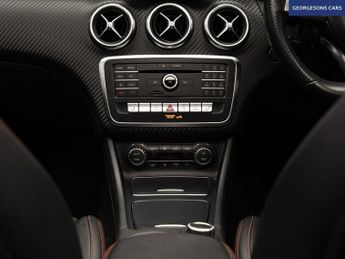 MERCEDES-BENZ A-CLASS 2.1 A200d AMG Line (Premium Plus) Hatchback 5dr Diesel 7G-DCT Eu