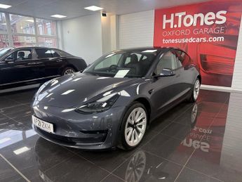 TESLA Model 3 Standard Range Plus Saloon 4dr Electric Auto RWD (241 bhp)