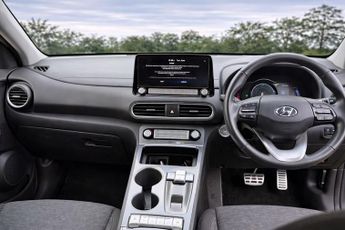 HYUNDAI KONA 64kWh Premium SUV 5dr Electric Auto (7kW Charger) (204 ps)