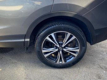 NISSAN QASHQAI 1.3 DIG-T N-Connecta SUV 5dr Petrol DCT Auto Euro 6 (s/s) (160 p