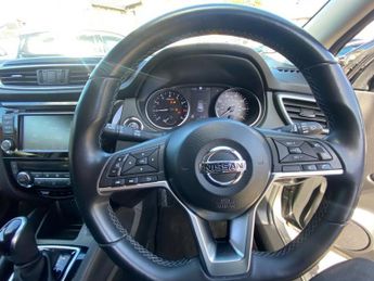 NISSAN QASHQAI 1.3 DIG-T N-Connecta SUV 5dr Petrol DCT Auto Euro 6 (s/s) (160 p