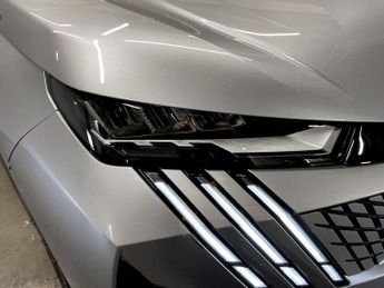 PEUGEOT 3008 1.2 HYBRID Allure SUV 5dr Petrol Hybrid e-DSC6 Euro 6 (s/s) (136