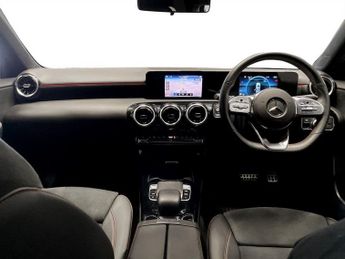 MERCEDES-BENZ A CLASS 2.0 A200d AMG Line Hatchback 5dr Diesel 8G-DCT Euro 6 (s/s) (150