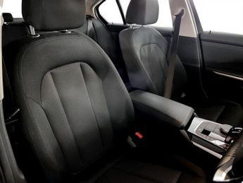 BMW 3 SERIES 2.0 330e 12kWh SE Pro Saloon 4dr Petrol Plug-in Hybrid Auto Euro