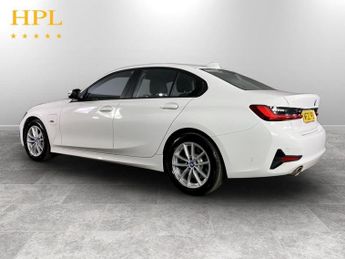 BMW 3 SERIES 2.0 330e 12kWh SE Pro Saloon 4dr Petrol Plug-in Hybrid Auto Euro