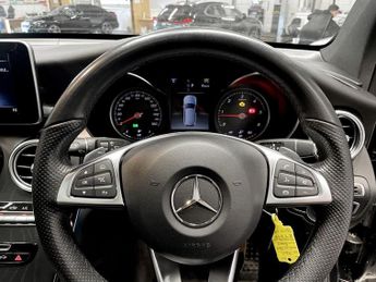 MERCEDES-BENZ GLC 2.1 GLC220d AMG Night Edition SUV 5dr Diesel G-Tronic+ 4MATIC Eu
