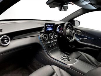 MERCEDES-BENZ GLC 2.1 GLC220d AMG Night Edition SUV 5dr Diesel G-Tronic+ 4MATIC Eu