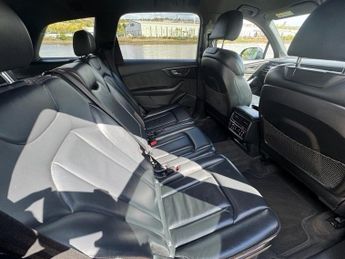 AUDI Q7 3.0 TDI V6 45 Black Edition SUV 5dr Diesel Tiptronic quattro Eur