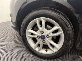 FORD FIESTA 1.25 Zetec Hatchback 3dr Petrol Manual Euro 6 (82 ps)
