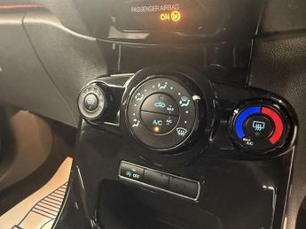 FORD FIESTA 1.25 Zetec Hatchback 3dr Petrol Manual Euro 6 (82 ps)