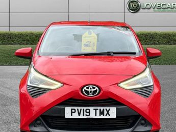 TOYOTA AYGO 1.0 VVT-i x-play Hatchback 5dr Petrol x-shift Euro 6 (71 ps)