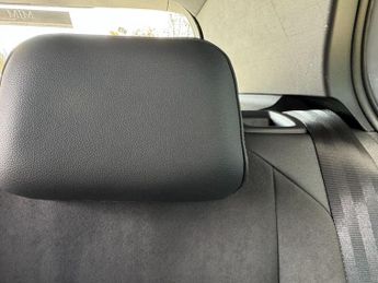 VOLKSWAGEN GOLF 2.0 TSI GTI Clubsport Hatchback 5dr Petrol DSG Euro 6 (s/s) (300