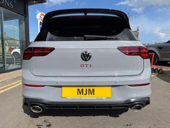 VOLKSWAGEN GOLF 2.0 TSI GTI Clubsport Hatchback 5dr Petrol DSG Euro 6 (s/s) (300