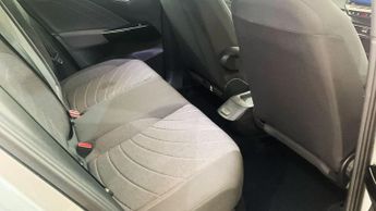 VOLKSWAGEN ID.3 Pro 58kWh Hatchback 5dr Electric Auto (204 ps)