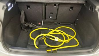 VOLKSWAGEN ID.3 Pro 58kWh Hatchback 5dr Electric Auto (204 ps)