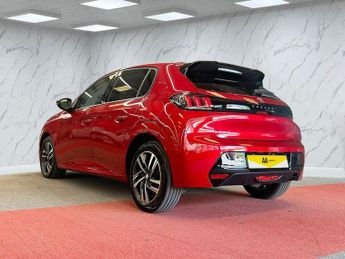 PEUGEOT 208 1.2 PureTech Allure Premium + Hatchback 5dr Petrol EAT Euro 6 (s
