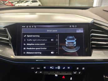 AUDI Q4 E-TRON 35 S line SUV 5dr Electric Auto 55kWh (170 ps)