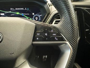 AUDI Q4 E-TRON 35 S line SUV 5dr Electric Auto 55kWh (170 ps)