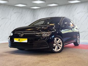 VOLKSWAGEN GOLF 1.5 eTSI MHEV Life Hatchback 5dr Petrol Hybrid DSG Euro 6 (s/s) 