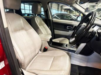 LAND ROVER DISCOVERY SPORT 2.0 TD4 HSE SUV 5dr Diesel Auto 4WD Euro 6 (s/s) (180 ps)
