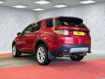 LAND ROVER DISCOVERY SPORT 2.0 TD4 HSE SUV 5dr Diesel Auto 4WD Euro 6 (s/s) (180 ps)