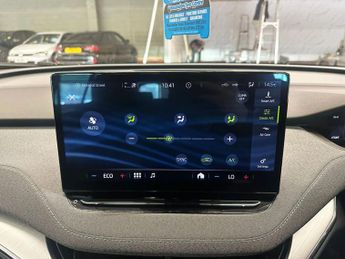 SKODA 105 iV 62kWh 60 SUV 5dr Electric Auto (DC120kW) (179 ps)