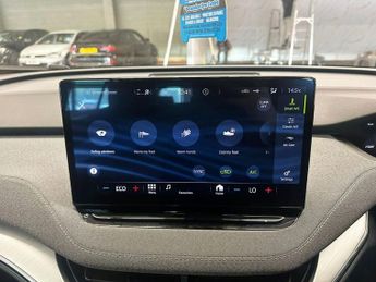 SKODA 105 iV 62kWh 60 SUV 5dr Electric Auto (DC120kW) (179 ps)