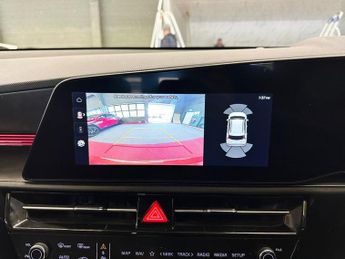 KIA NIRO 64.8kWh 3 SUV 5dr Electric Auto (201 bhp)