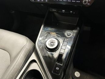KIA NIRO 64.8kWh 3 SUV 5dr Electric Auto (201 bhp)