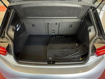 VOLKSWAGEN ID.3 Pro S 77kWh Tour Hatchback 5dr Electric Auto (4 Seat) (204 ps)