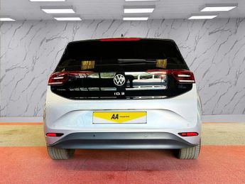 VOLKSWAGEN ID.3 Pro S 77kWh Tour Hatchback 5dr Electric Auto (4 Seat) (204 ps)