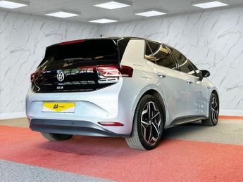 VOLKSWAGEN ID.3 Pro S 77kWh Tour Hatchback 5dr Electric Auto (4 Seat) (204 ps)